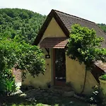 Un Jardin Dans La Falaise