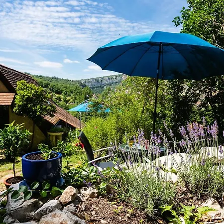 Apartmán Un Jardin Dans La Falaise *
