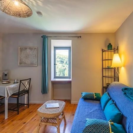 Un Jardin Dans La Falaise דירה *